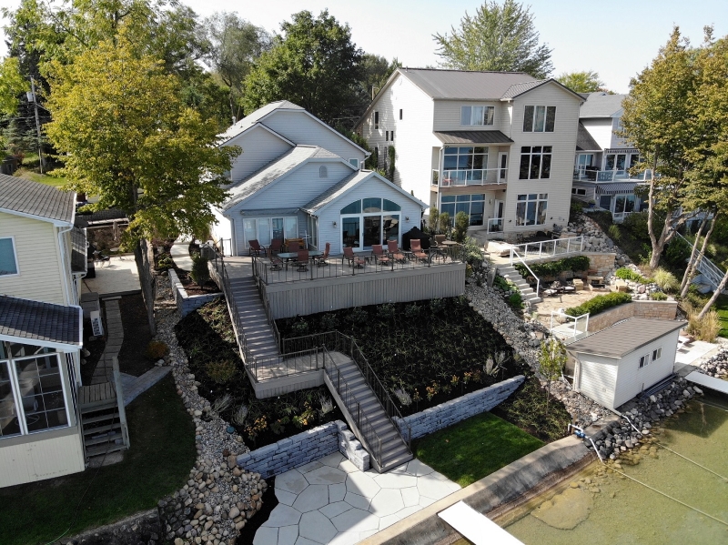 Lakefront Deck Builders Angola IN